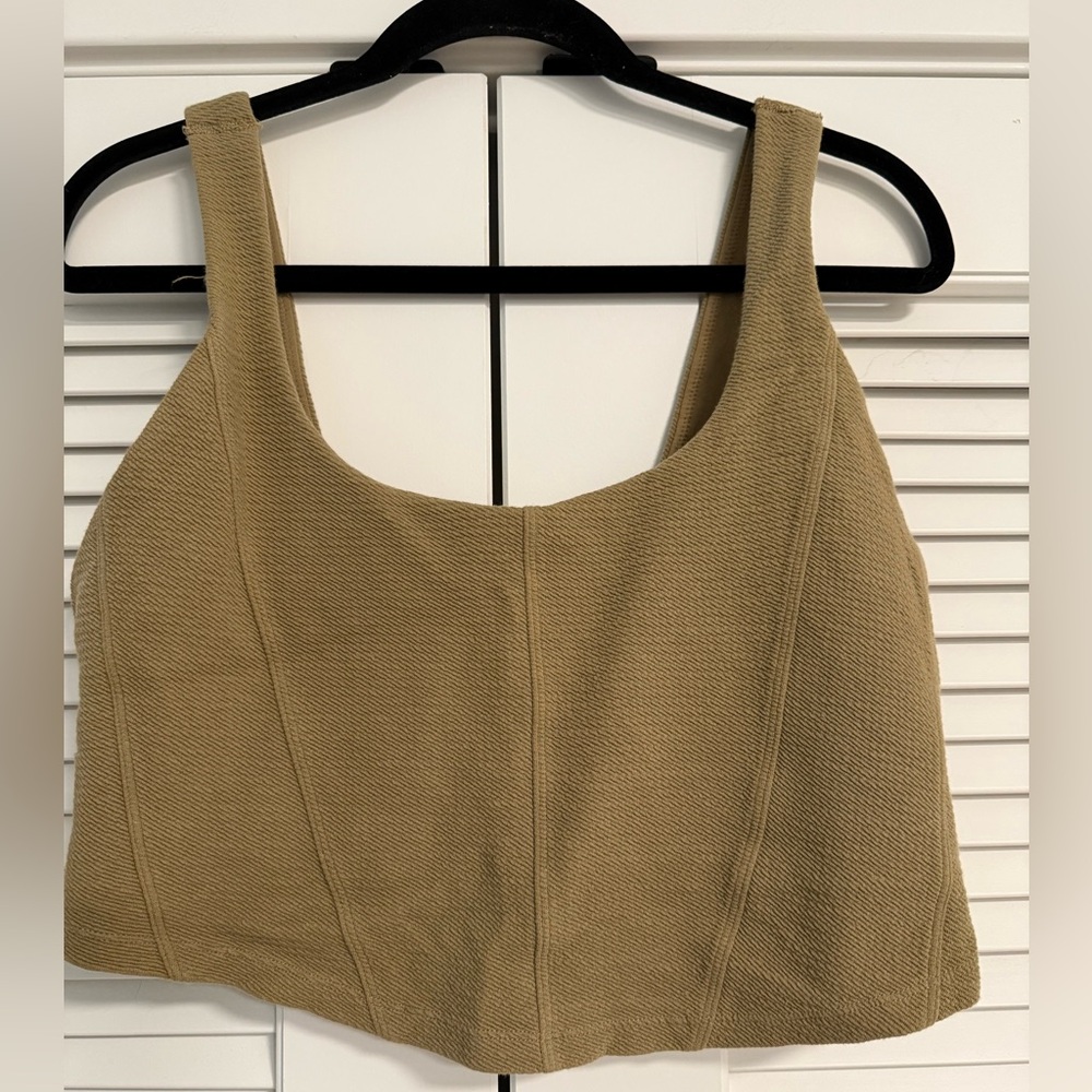 Aerie Crop Tank w/ Built In Bra. Olive Green. Size XL. Worn Once.